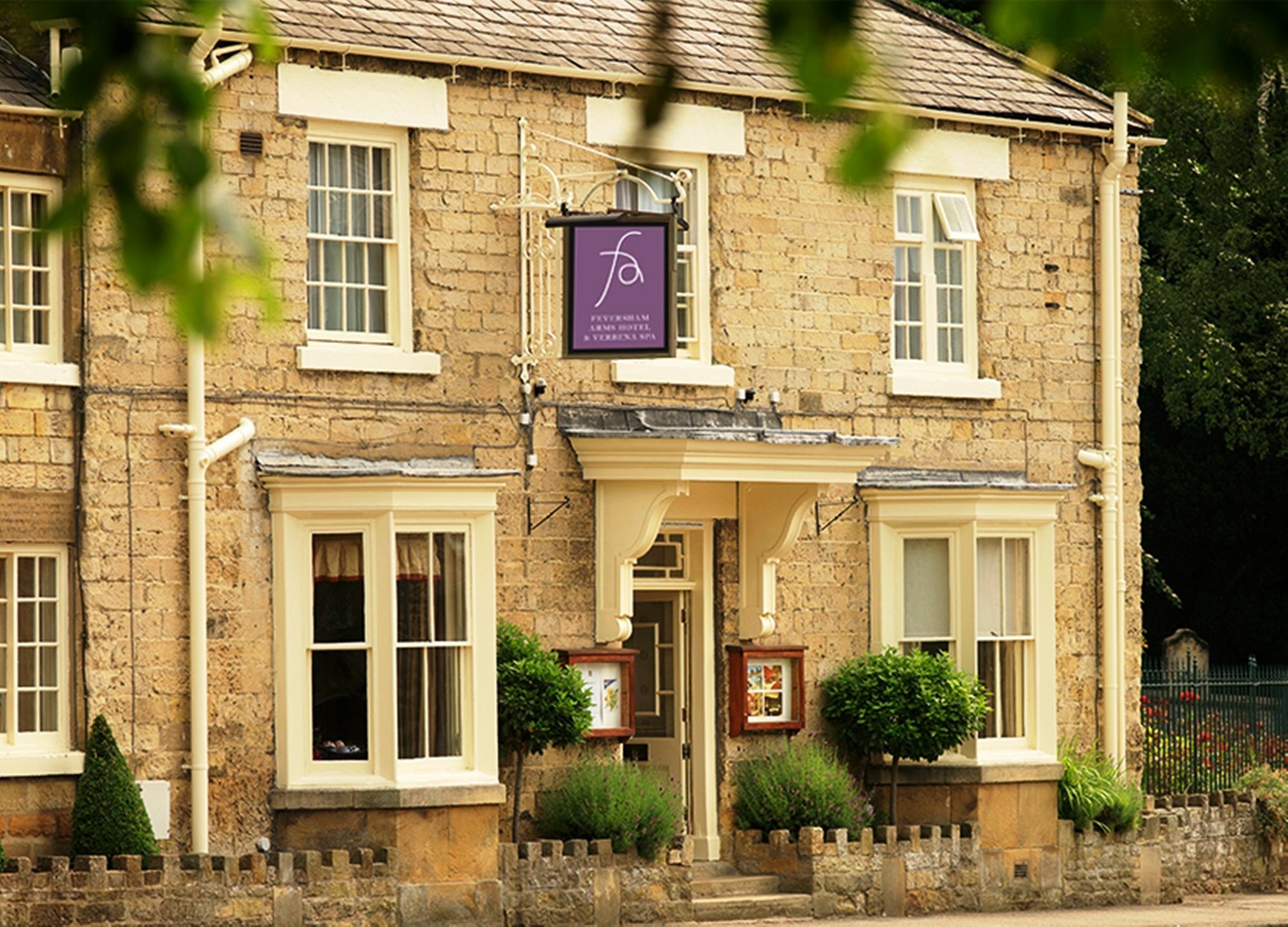 Feversham Arms Hotel & Verbena Spa هلمسلي المظهر الخارجي الصورة